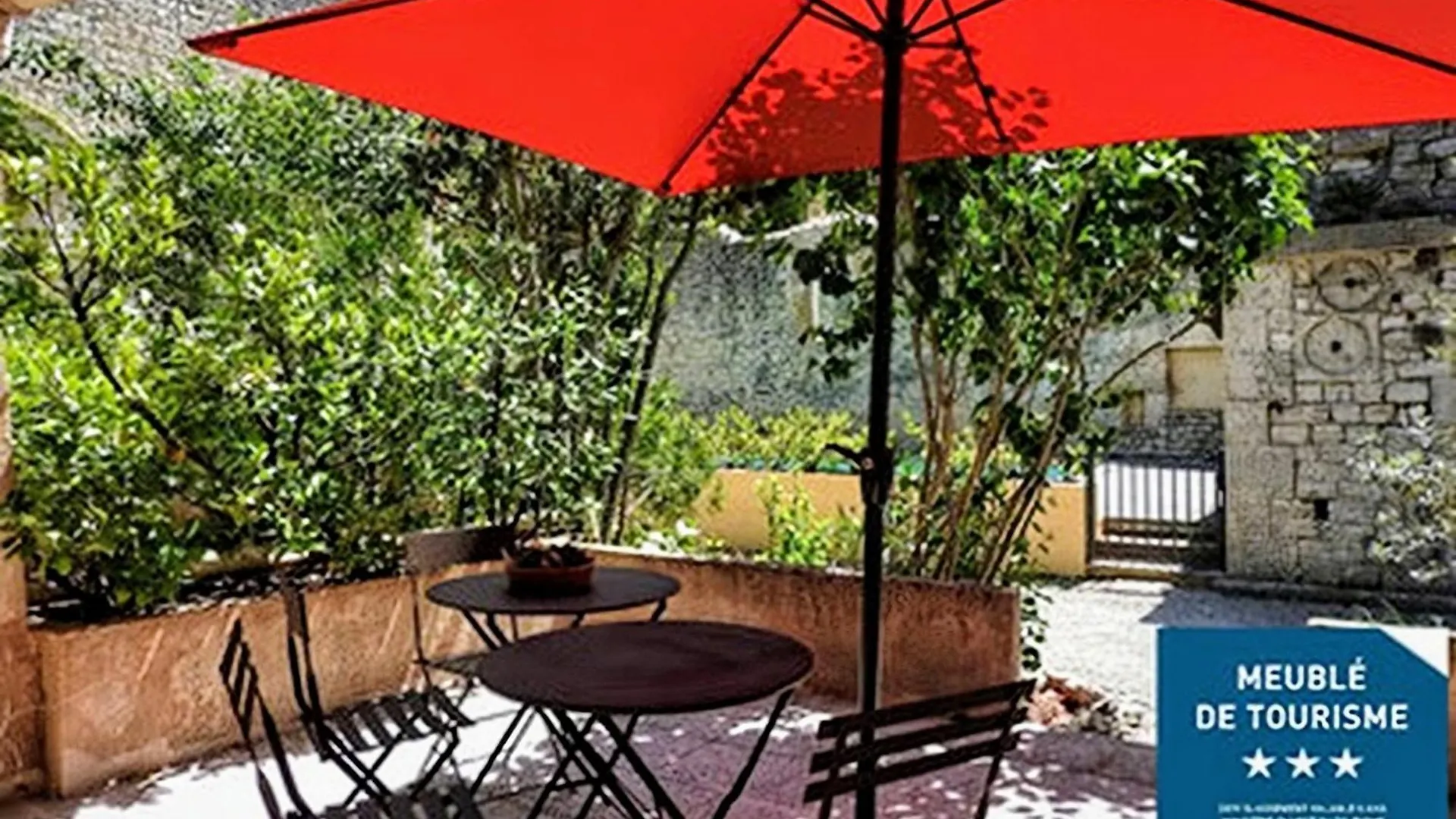 Sejour Au Pied Du Colorado Provencal, Avec Piscine Villa Rustrel