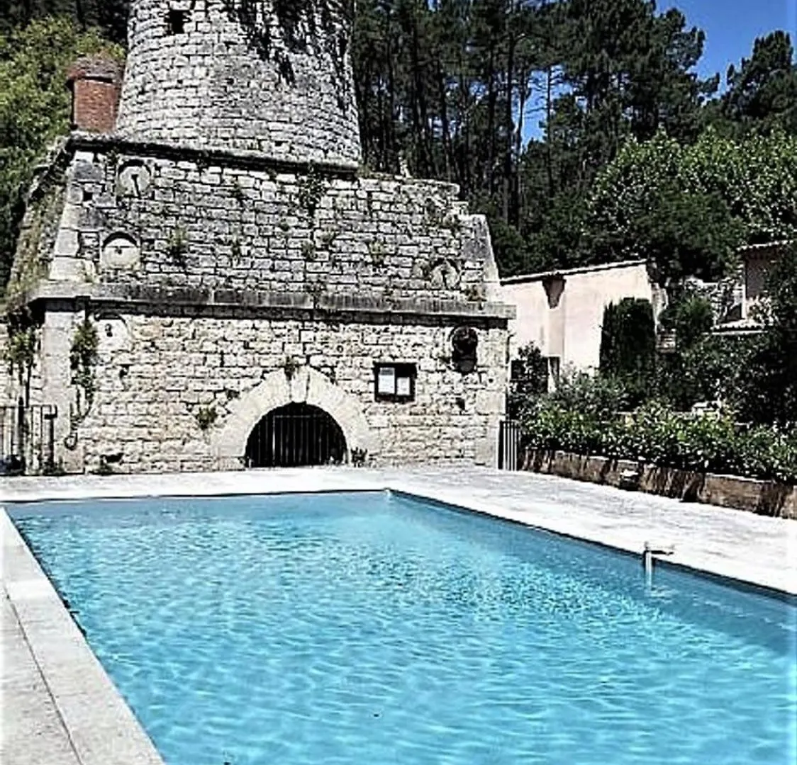 Sejour Au Pied Du Colorado Provencal, Avec Piscine Villa Rustrel France