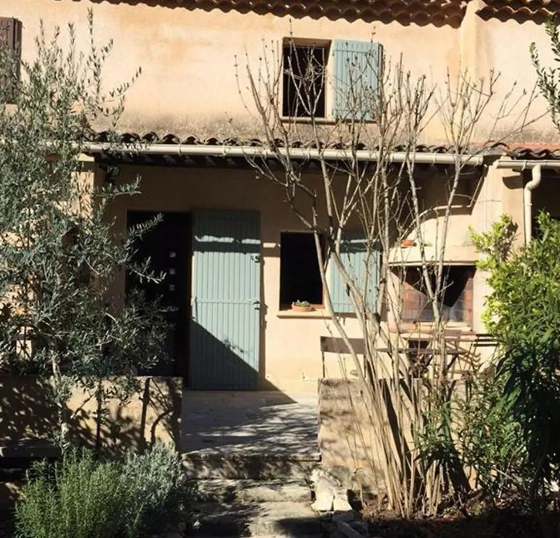 Sejour Au Pied Du Colorado Provencal, Avec Piscine Villa Rustrel Holiday home