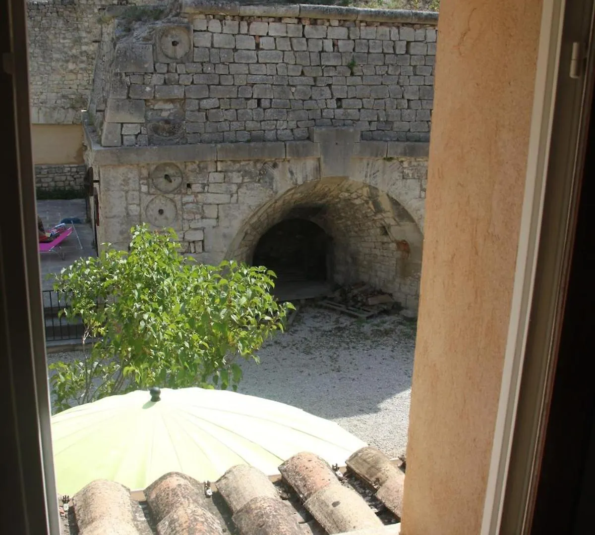 Sejour Au Pied Du Colorado Provencal, Avec Piscine Villa Rustrel