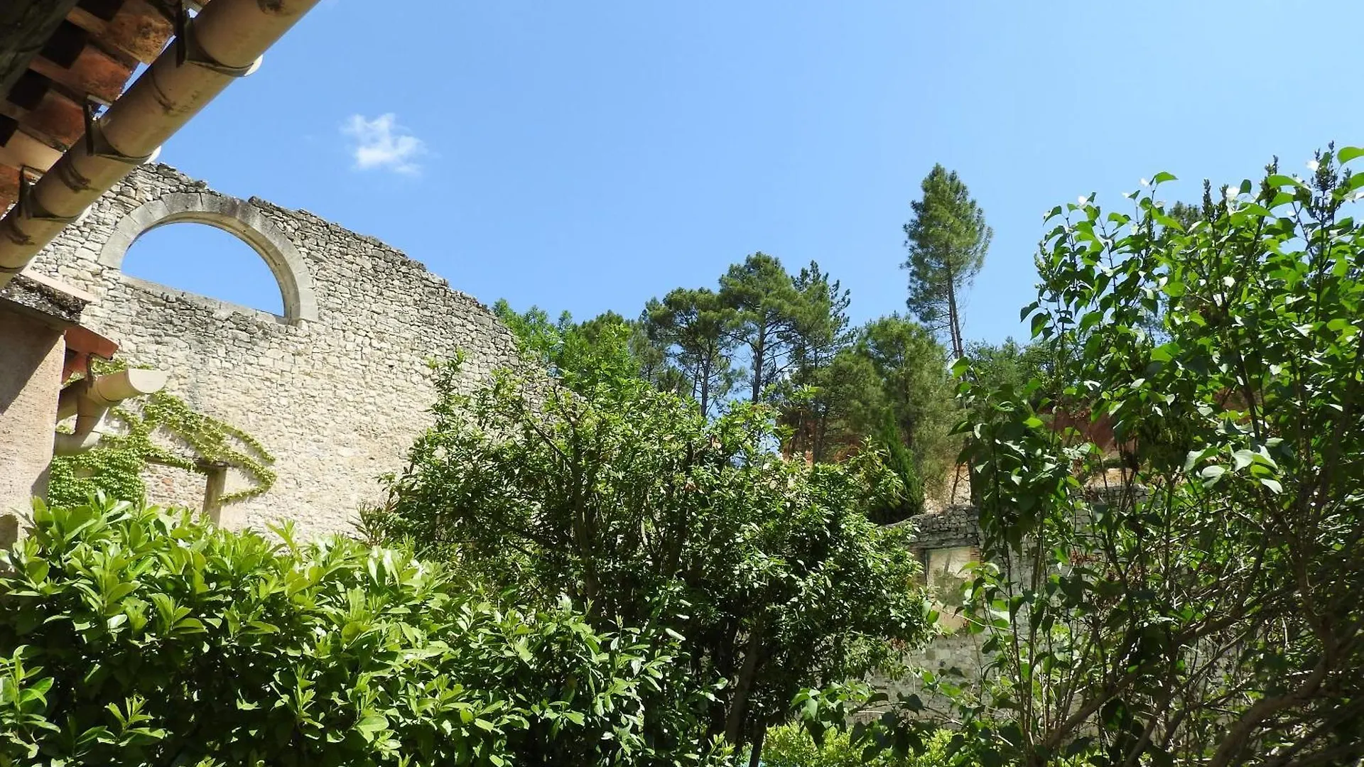 Holiday home Sejour Au Pied Du Colorado Provencal, Avec Piscine Villa Rustrel